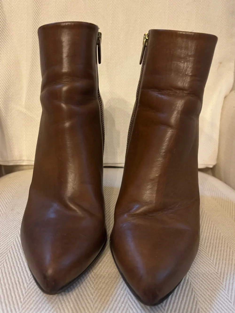 Club Monaco Brown Leather Pointed Block Heel Boots 10.5 Made in Italy